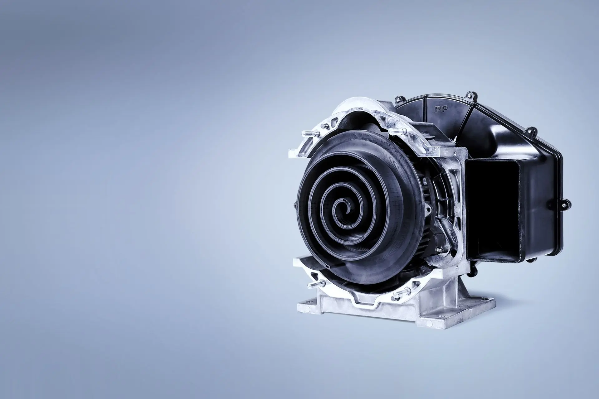 BOGE Scrollkompressor Verdichter auf grauem Hintergrund